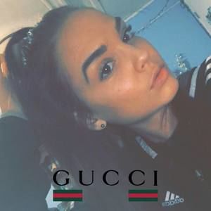 Meet your Posher, Hailey